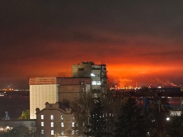 Атака дронов на НПЗ