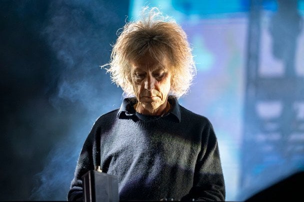 The Cure guitarist Perry Bamonte has passed away: the cause was a short-term illness