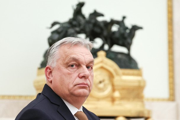 Орбан використовує Україну для виборів