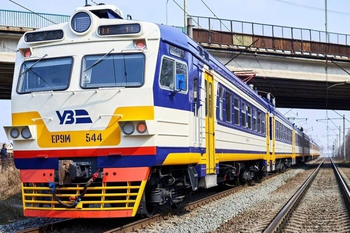 Russland hat die Eisenbahn in der Region Sumy angegriffen: welche Züge sich verspäten