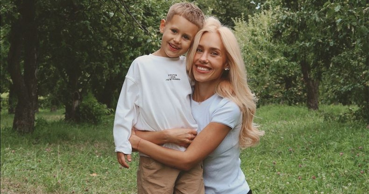 Fünfter Geburtstag von Sohn Lev: Dasha Kvitkova rührt mit Familienfotos