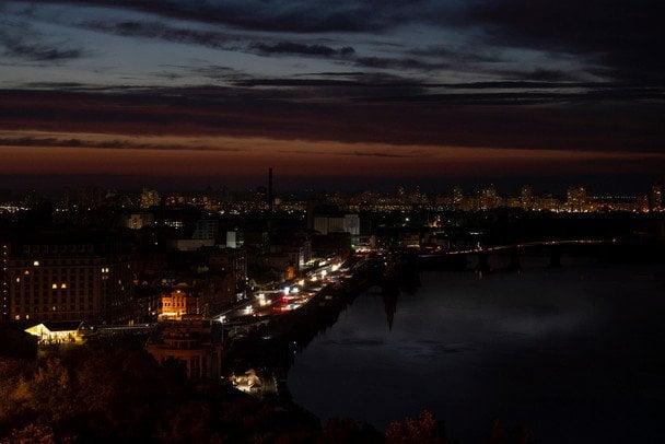 Энергетический кризис в Киеве: морозы и атаки привели к рекордным отключениям