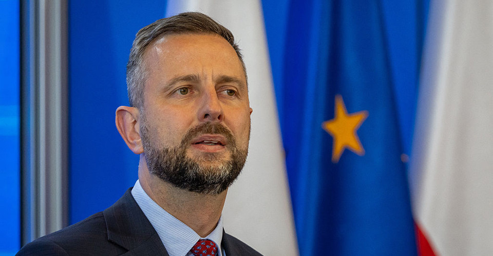 Польський міністр оборони обговорює Україну