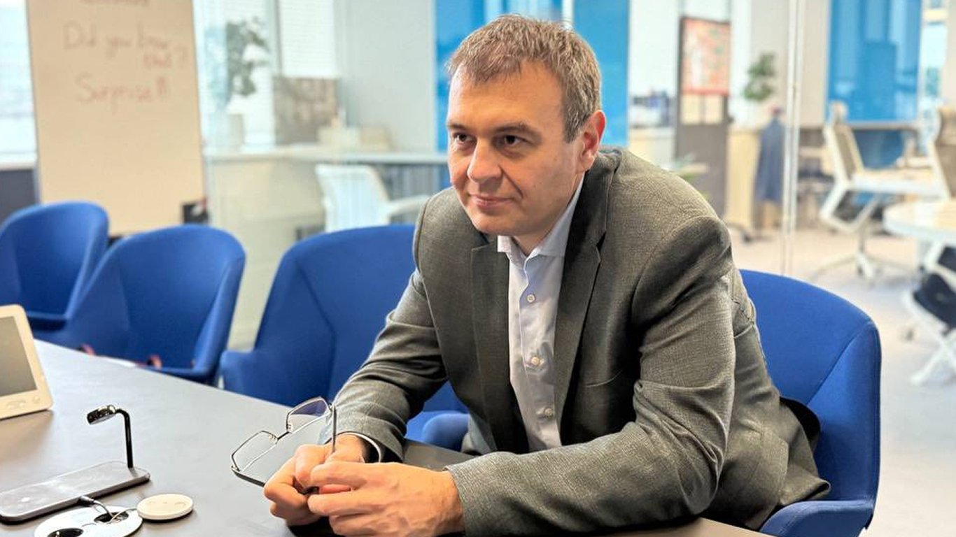Теневой импорт цветов в Украине