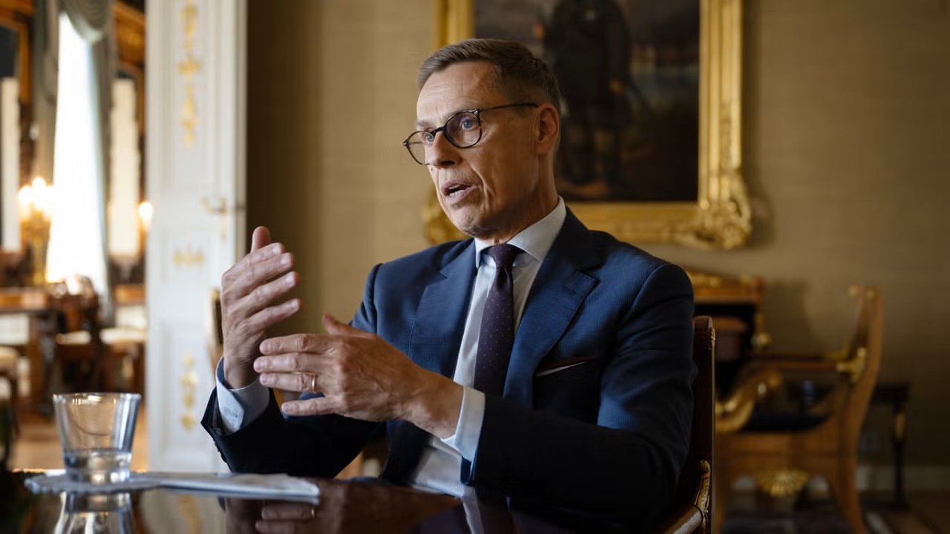 Президент Фінляндії обговорює війну