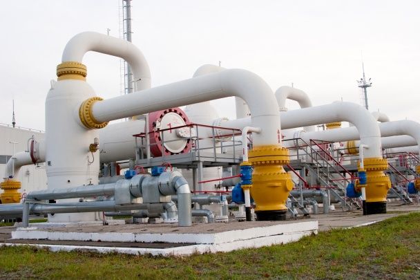 Логотип Shell и газ