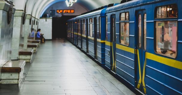 Київське метро збільшує інтервали руху: поїзди чекатимуть до 12 хвилин