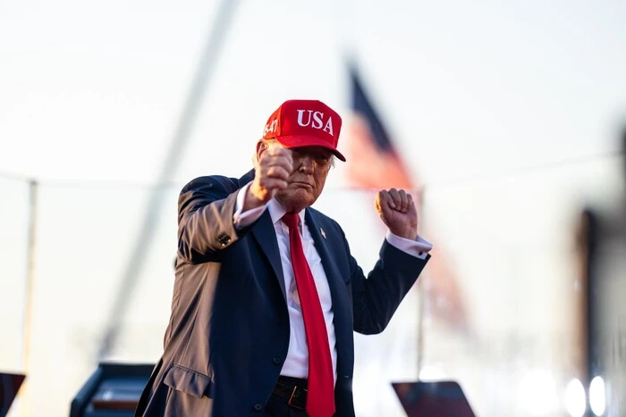 Trump's favorite newspaper appealed to him regarding arms supplies to Ukraine