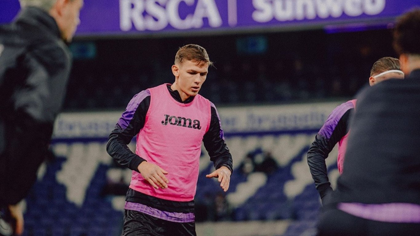 Po transferze Sikana, Anderlecht rozstaje się z trenerem Hasim