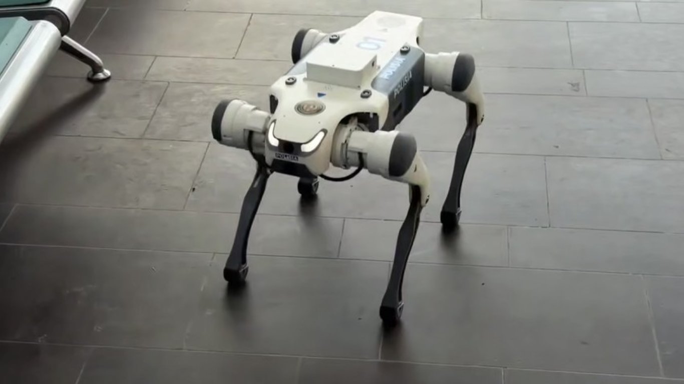Kazakhstan Deploys Robotic Canines to Patrol Transit Hubs