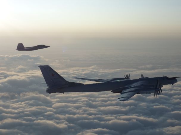 Стратегічні бомбардувальники Ту-95МС