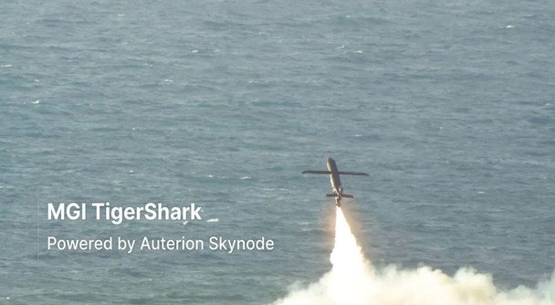 Brytyjski dron TigerShark razi cele w odległości 1000 km – testy zakończone sukcesem