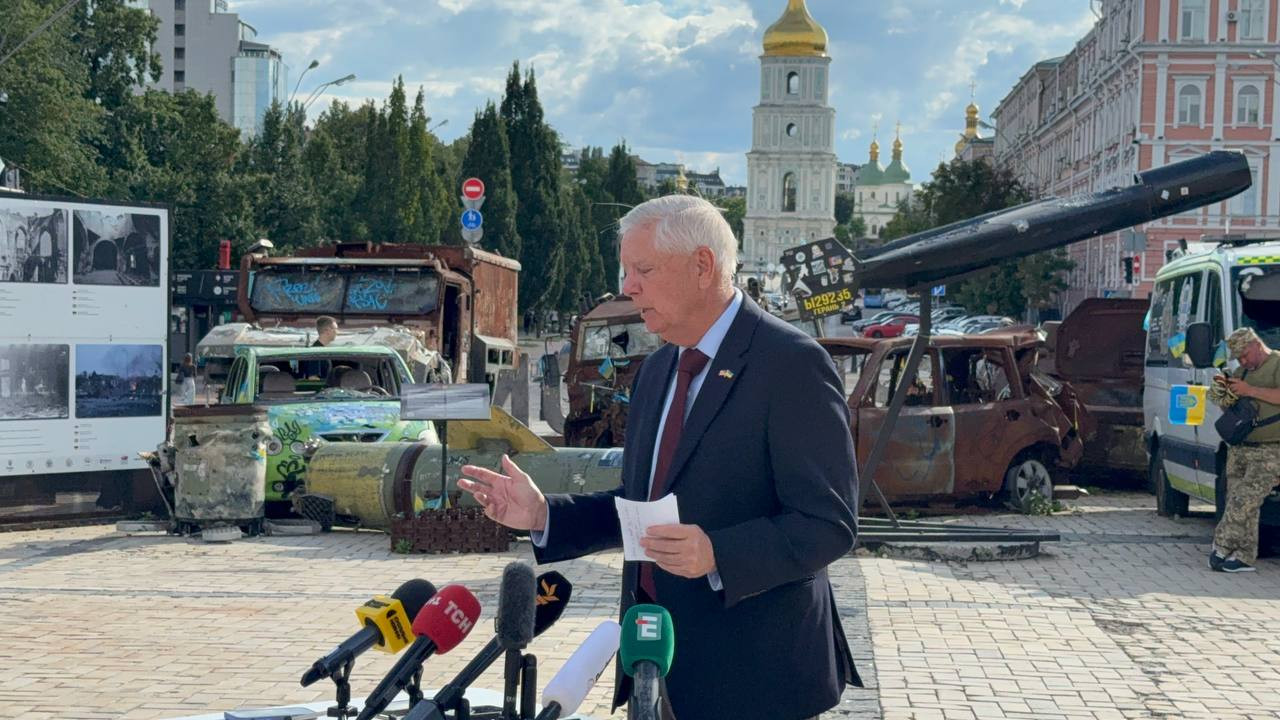 Ліндсі Грем та Білий дім