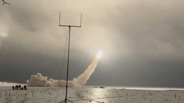 Ракетный удар по Воткинскому заводу: в цехе образовалась пробоина размером 30 метров