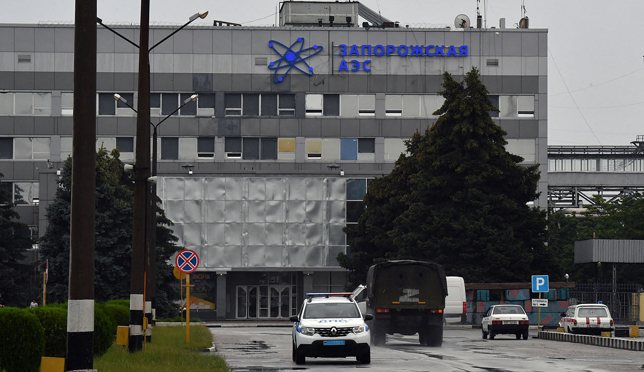 Russia Rejects U.S. Proposal to Assume Control of Zaporizhzhia Nuclear Plant, Complicating Peace Talks
