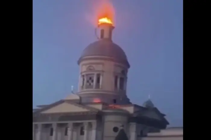 Russians complain about a drone that destroyed the dome of the cathedral