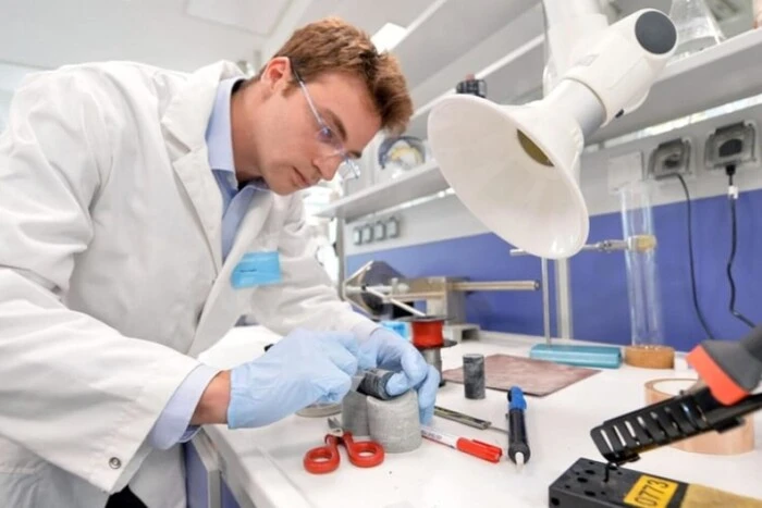 Die Europäische Kommission wird 500 Millionen Euro ausgeben, um Wissenschaftler anzuziehen