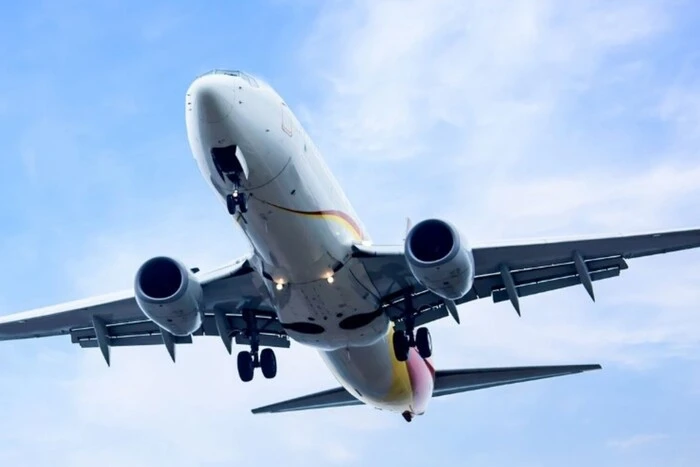China Eastern запускає найдовший рейс у світі: 29 годин у повітрі