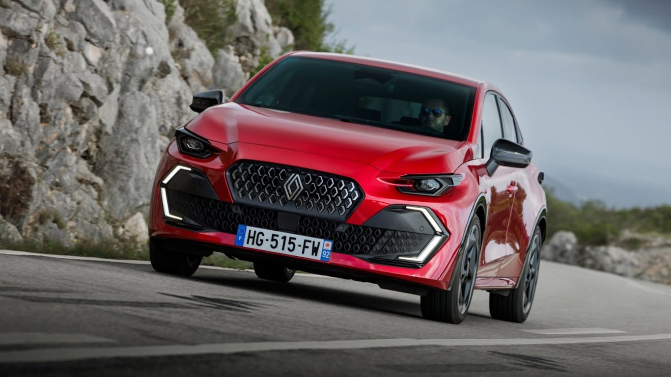 Январский топ продаж в Европе: Renault Clio сместил лидера