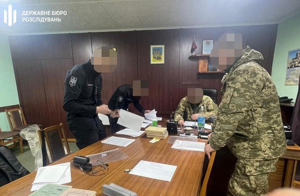 Командир використовував солдат для ремонту
