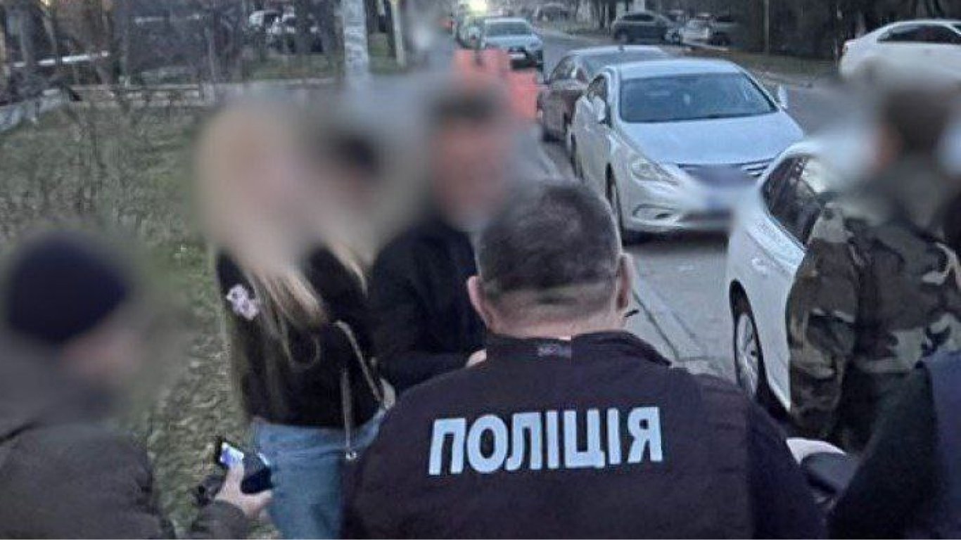 Nauczycielka z Odessy zażądała łapówki za zaliczenia – grozi jej dekada za kratkami