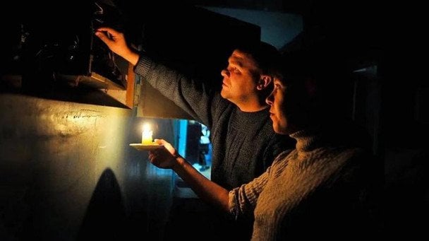 Энергосистема под ударом: в пяти областях Украины введены веерные отключения