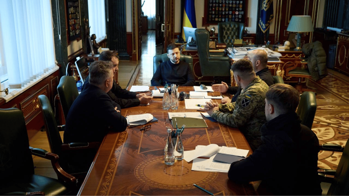 Zelenskyy Holds Strategy Session with Negotiators Ahead of Key February Meetings