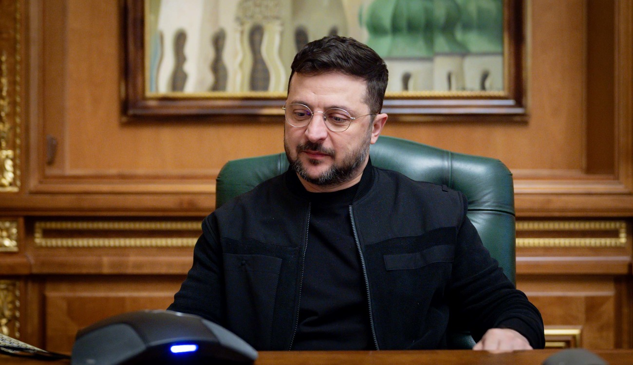 Zelenskyy Announces US Security Guarantee Draft and 20-Point Peace Plan