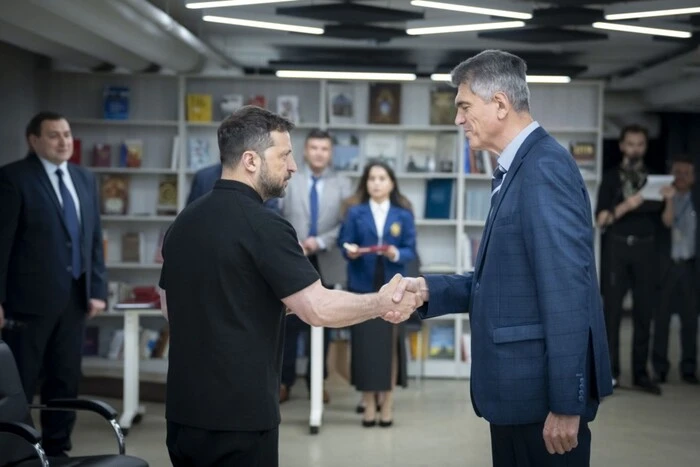 The President met with Ukrainian scientists and awarded them