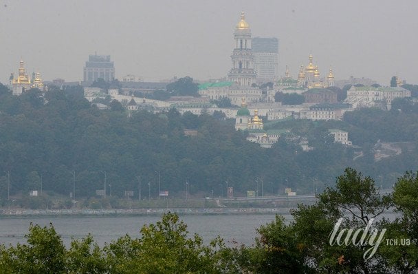 Туман над украинским городом