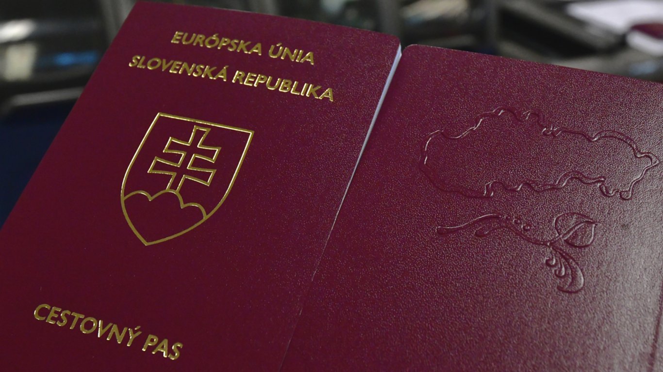 Jak zdobyć słowacki paszport? Zasady i koszty dla obywateli Ukrainy