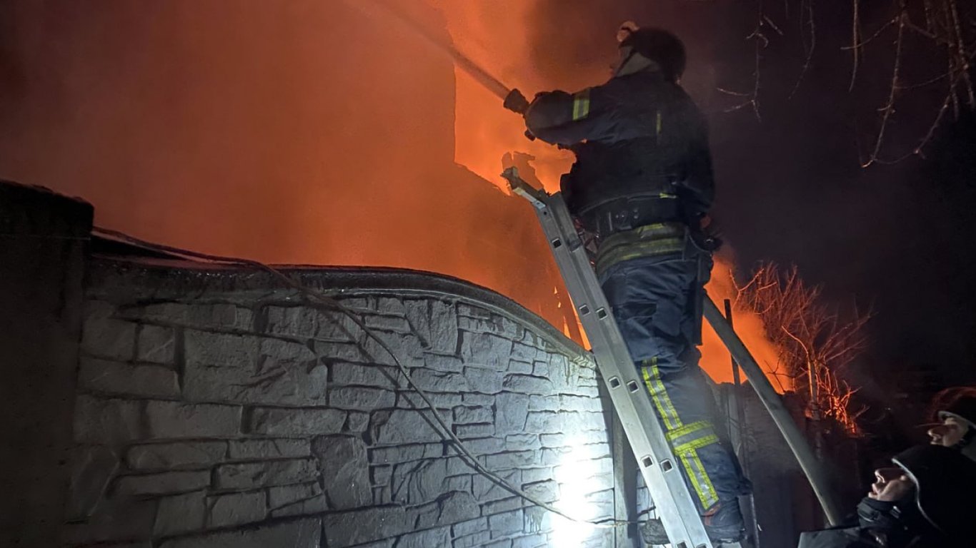 В Запоріжье после обстрела пострадали 12 человек, включая четверых несовершеннолетних