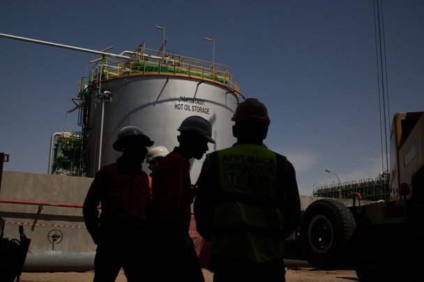 Нафта Brent зростає до $116