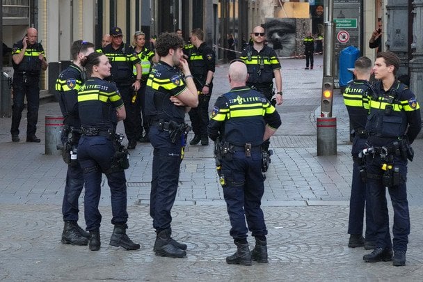 Atak na szkołę żydowską w Amsterdamie – burmistrz mówi o celowym uderzeniu