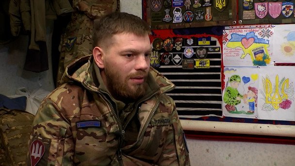Дезертиры у колодца