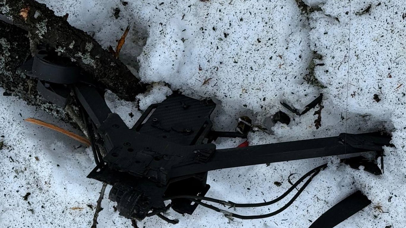 Fiber-optic controlled drone
