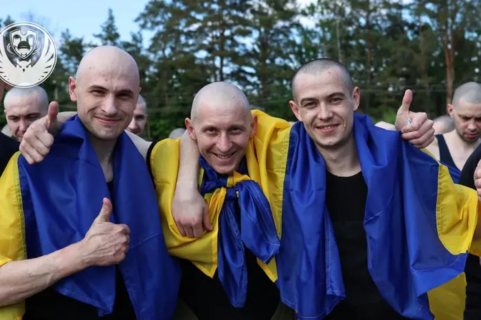 Pierwszy dzień wielkiej wymiany: kogo udało się uwolnić z rosyjskiej niewoli