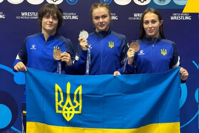 Українські борчині завоювали три медалі на чемпіонаті світу U23: результати