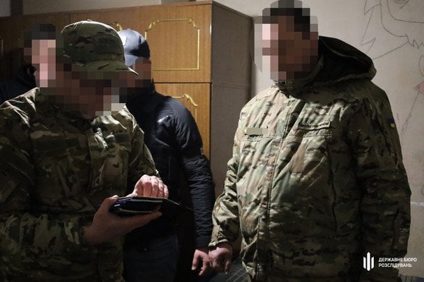 Задержание руководителя финансовой службы бригады