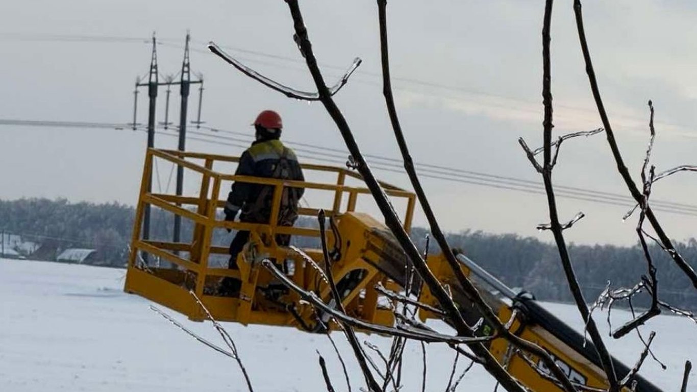 Крупная авария в украинской энергосистеме: причины и ход восстановления