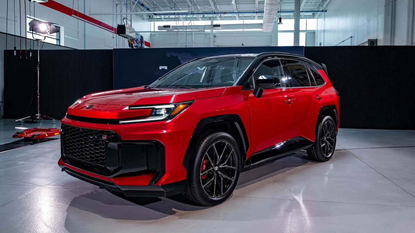 Toyota's RAV4 Plug-In Hybrid Can Power Your Home for Over Six Days