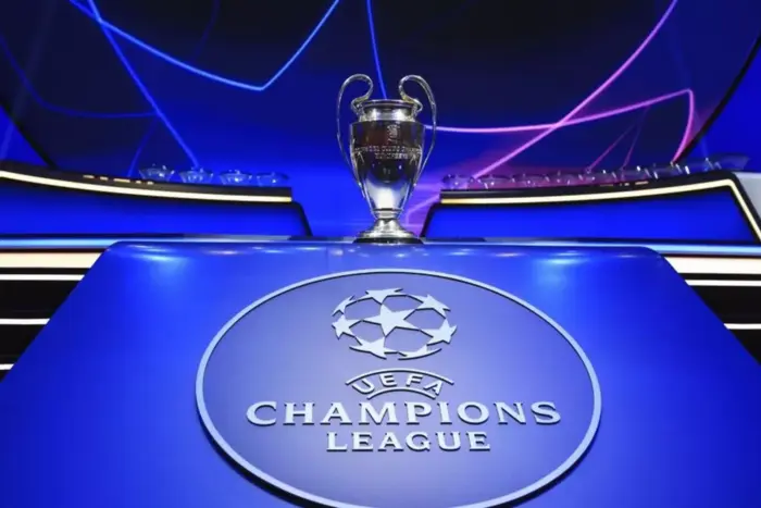 Evening of Football: Where to Watch the 1/8 Champions League Matches