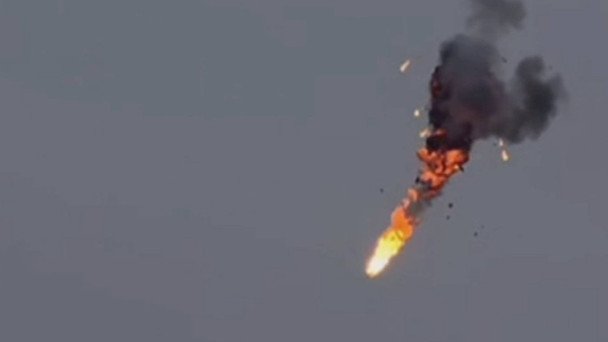 Жители разбирают сбитый дрон