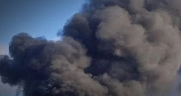 Удар БПЛА по лікарні та підприємству