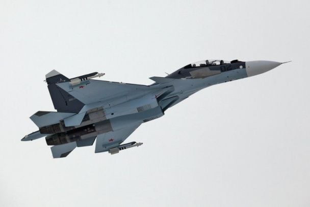 Белорусский истребитель Су-30 в воздухе