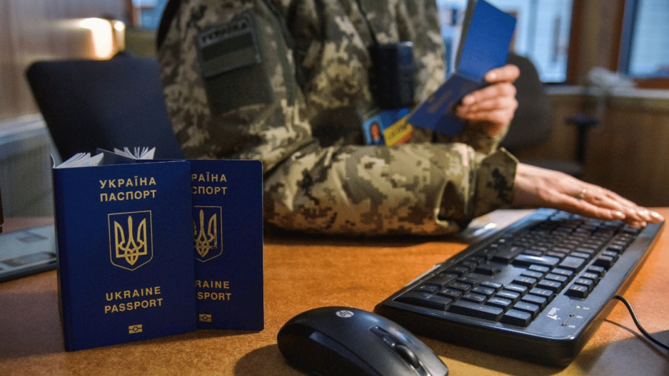 Поездка за границу с отцом-инвалидом: какие условия освобождают от сбора справок