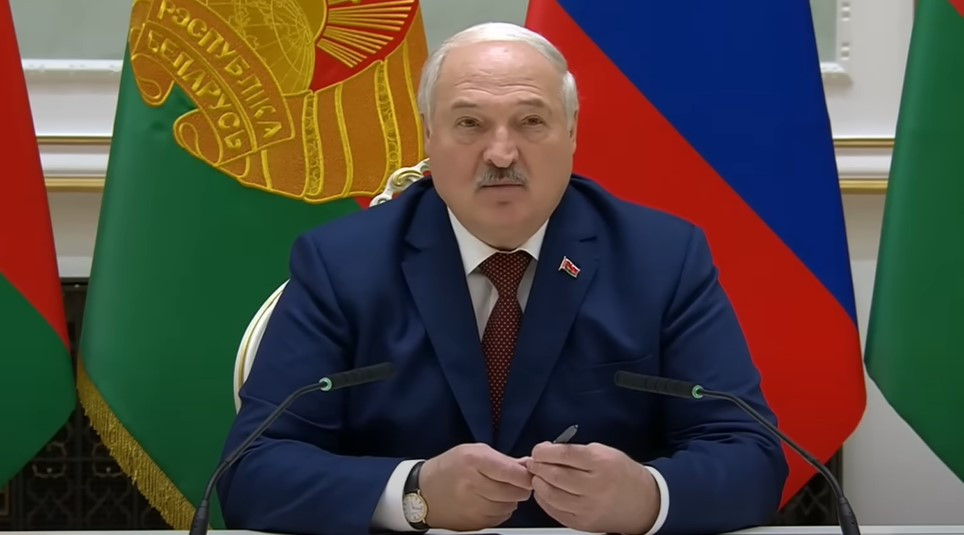 Лукашенко помилував 28 політв’язнів