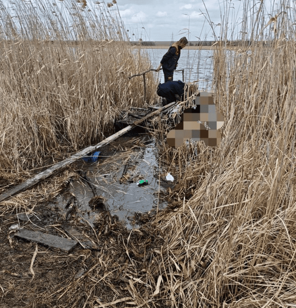 Тело девушки в водоеме на Днепропетровщине