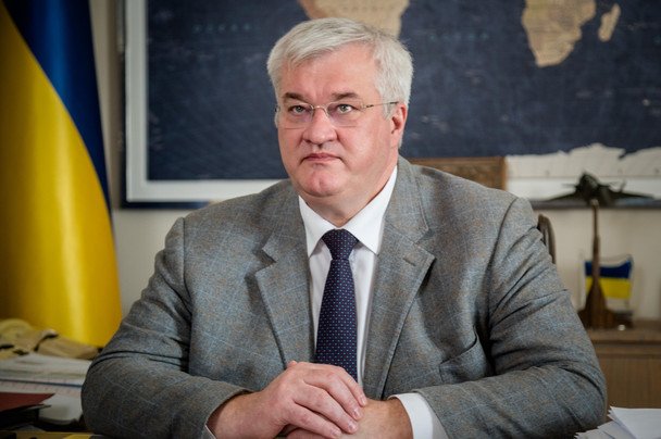 Обговорення миру для України
