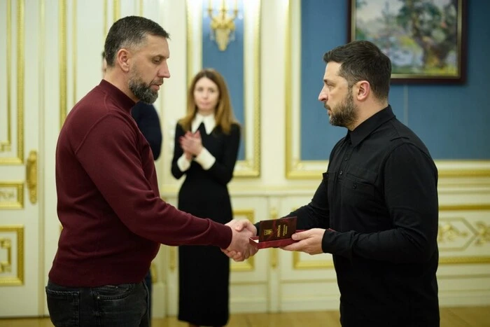 Зеленський нагородив енергетиків ДТЕК: за що вручили держвідзнаки